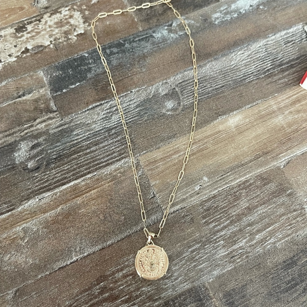 gold necklace